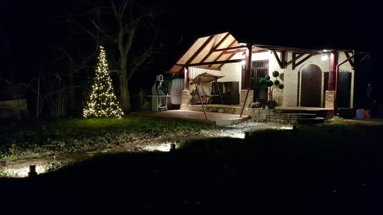 Oaza Kuca Za Odmor Villa Curug Buitenkant foto